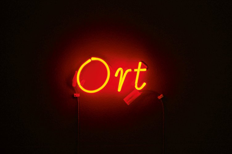 Joseph Kosuth - ‘Sechs Teile, Lokalisiert’