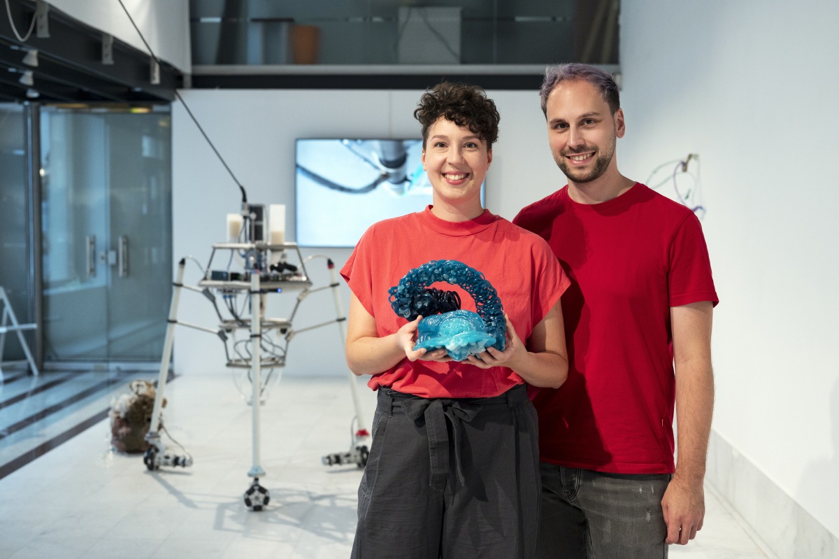 Carolin Liebl & Nikolas Schmid-Pfähler: Forever Fading