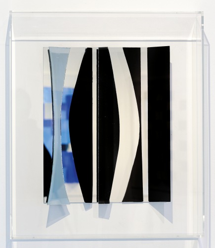 Christian Megert - Schweben Objekt schwarz