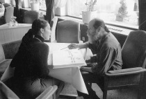 Lawrence Weiner  auf YouTube